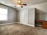 833 Baker St NW photo'