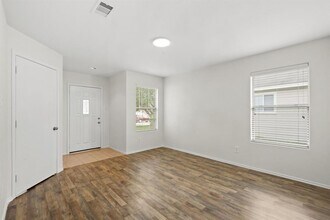 7910 Buffalo View Ln in Cypress, TX - Building Photo - Building Photo