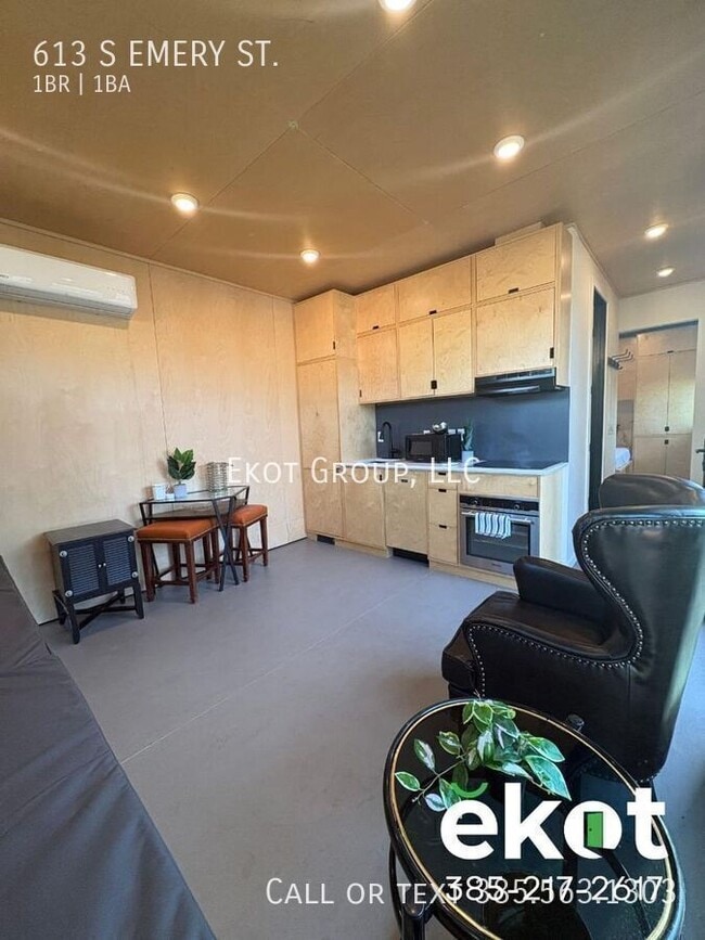 property at 613 Emery St W