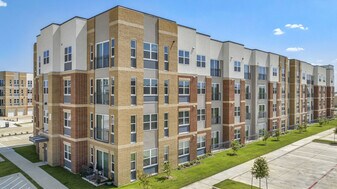 Haven at Mansfield in Mansfield, TX - Building Photo