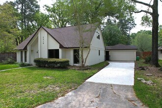 2218 Poplar Park Dr in Humble, TX - Building Photo - Building Photo