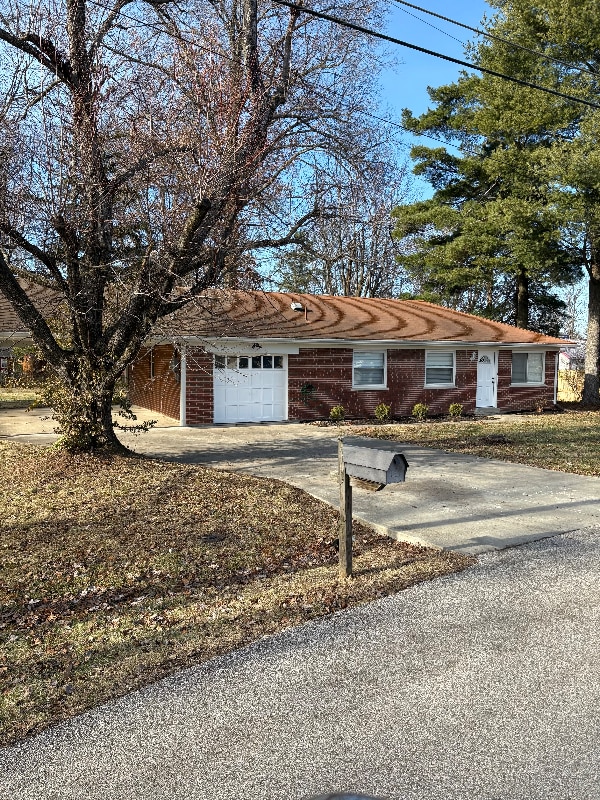 3887 Crescent Dr in Cincinnati, OH - Foto de edificio - Building Photo