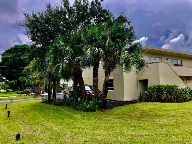 Villa Rica Apartment Home in Boca Raton, FL - Building Photo - Building Photo