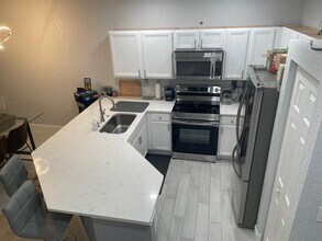 1515 Buckingham Ave in Wellington, FL - Building Photo - Building Photo