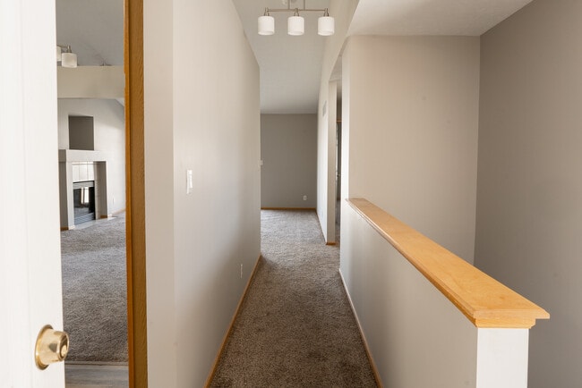 7337 Collister Rd in Lincoln, NE - Building Photo - Building Photo