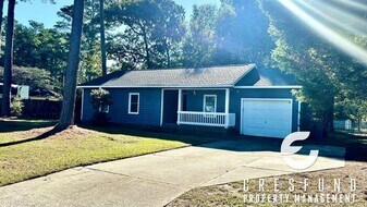 9390 Gooden Dr in Fayetteville, NC - Building Photo