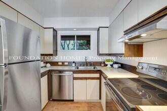 100 South St in Sausalito, CA - Building Photo - Building Photo