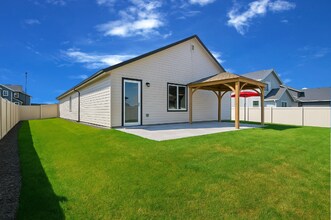 3676 E Hags Head St in Nampa, ID - Building Photo - Building Photo