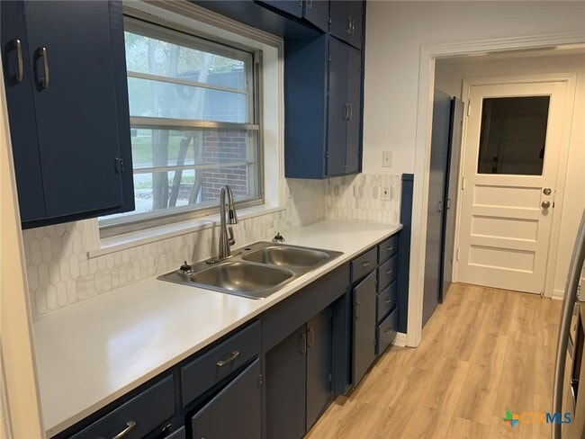 property at 1119 N 8th St