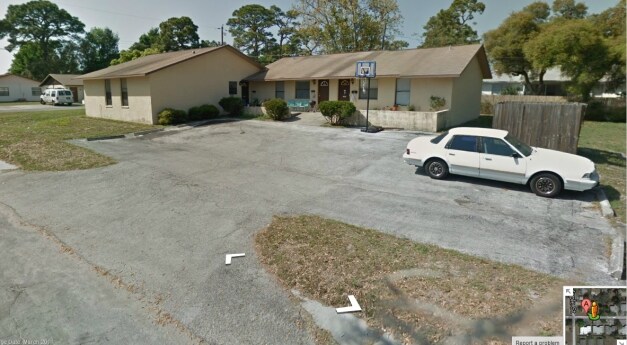 5827 Pine St in New Port Richey, FL - Building Photo