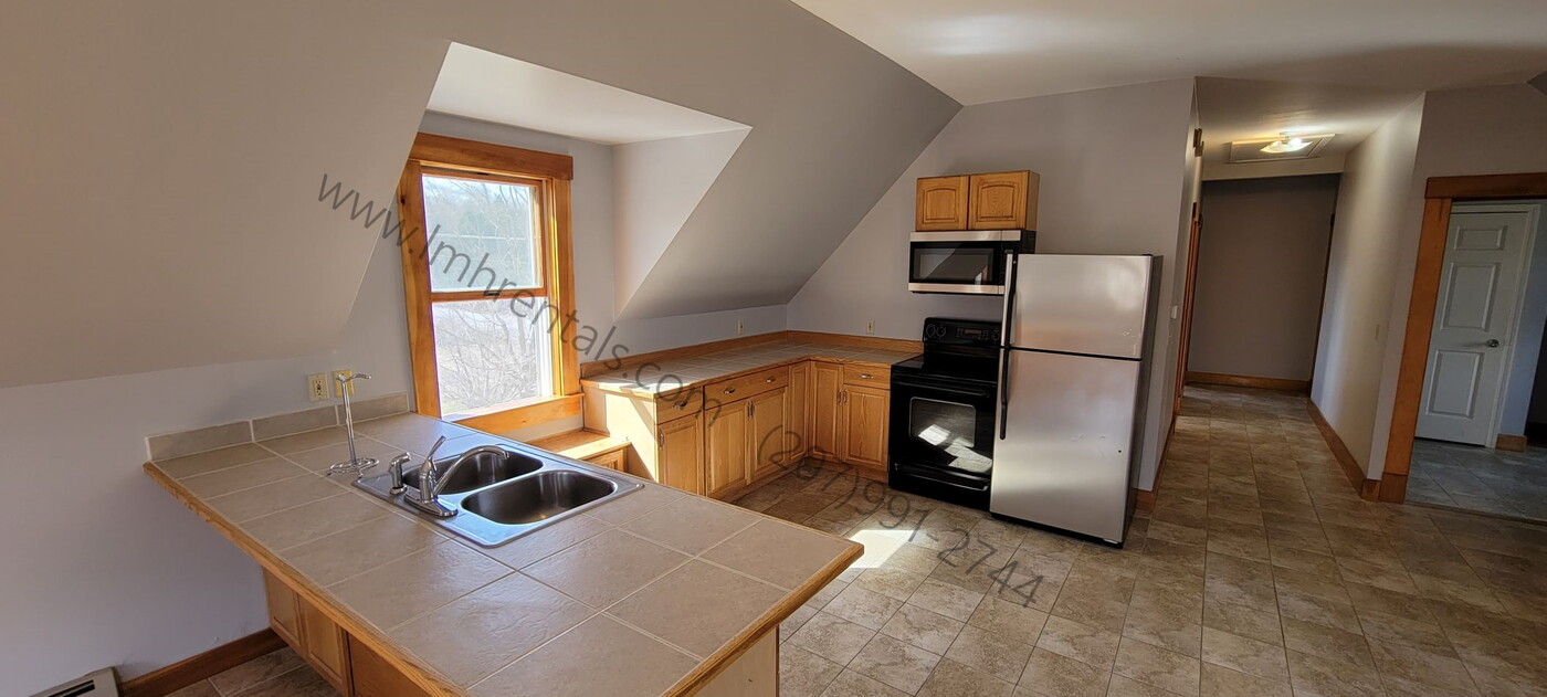 336 Horseback Rd in Carmel, ME - Building Photo