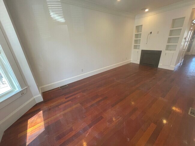 584 E 7th St in Boston, MA - Building Photo - Building Photo