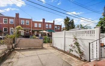 1315 W 37th St, Unit B in Baltimore, MD - Foto de edificio - Building Photo