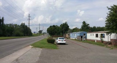 Boomer Manufactured Home Community in Oklahoma City, OK - Building Photo - Building Photo