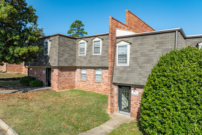 The View at Breckenridge in Little Rock, AR - Foto de edificio - Building Photo