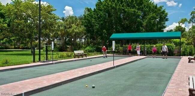 property at 9570 Hemingway Ln