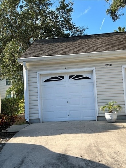 1950 Westminster Cir, Unit 7 in Vero Beach, FL - Building Photo - Building Photo
