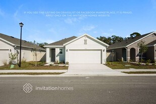 7920 Majestic Palms Ct in Venice, FL - Building Photo