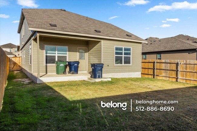 201 Bronco Billy Dr in Jarrell, TX - Building Photo - Building Photo