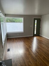 3918 S Ave in Anacortes, WA - Building Photo - Building Photo