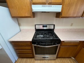 1517 Rock Glen Ave in Glendale, CA - Building Photo - Building Photo