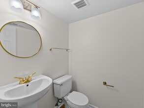 2178 Mager Dr in Herndon, VA - Building Photo - Building Photo