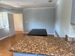 508 N Verdugo Rd, Unit Main House in Glendale, CA - Building Photo - Building Photo