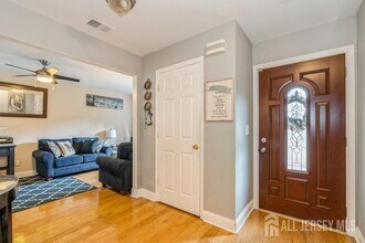 18 Henry Ave in New Brunswick, NJ - Building Photo - Building Photo