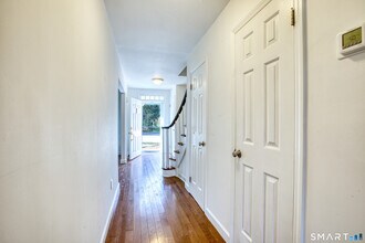 9 Georgetowne N in Greenwich, CT - Building Photo - Building Photo