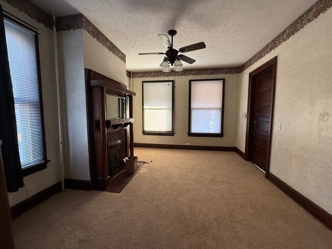 230 Buckeye St, Unit 1