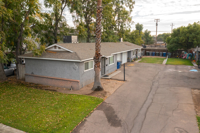 337 S Dearing Ave in Fresno, CA - Building Photo - Building Photo