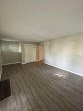 11 E Kelso Rd in Columbus, OH - Building Photo - Building Photo