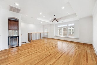 1727 Aden Dr in Houston, TX - Building Photo - Building Photo