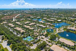 2806 Veronia Dr in Palm Beach Gardens, FL - Building Photo