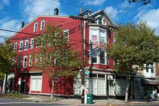 940 State St in New Haven, CT - Building Photo - Building Photo