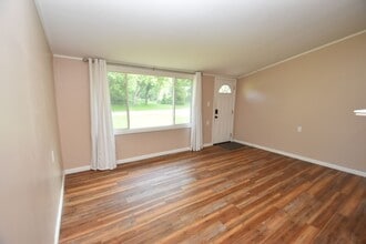 17016 Ruthie Ave in South Bend, IN - Building Photo - Building Photo