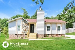 8223 Chrisbry Ln in Charlotte, NC - Building Photo