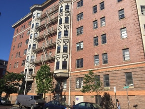 700 Park Ave in Baltimore, MD - Building Photo - Building Photo