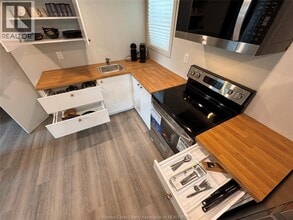 1654 Martindale St in Windsor, ON - Building Photo - Building Photo