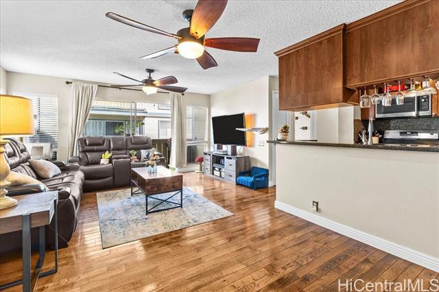 91-238-238 Hanapouli Cir in Ewa Beach, HI - Building Photo