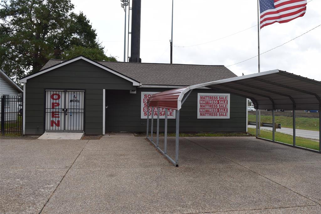 102 Rosamond St in Houston, TX - Building Photo