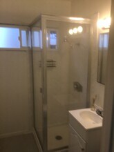 11848 Mayfield Ave in Los Angeles, CA - Building Photo - Building Photo