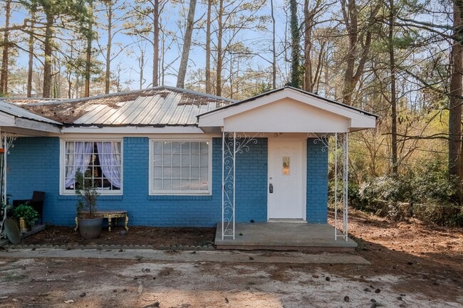 528 Springlake Rd in Lawrenceville, GA - Building Photo - Building Photo