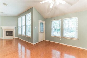 519 Mesquite Dr in Magnolia, TX - Building Photo - Building Photo