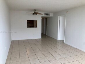 1300 NE Miami Gardens Dr in Miami, FL - Building Photo - Building Photo