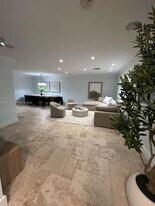 1108 Washington St in Hollywood, FL - Building Photo