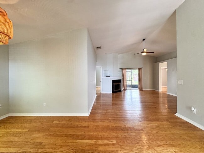 163 London Fog Way in Sanford, FL - Building Photo - Building Photo