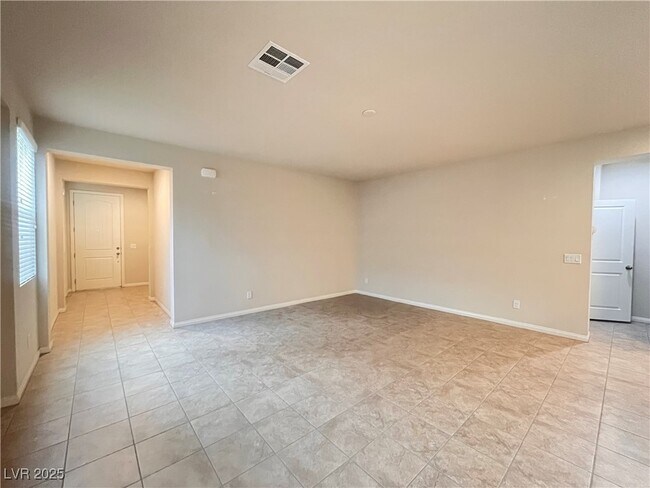 914 Kimbark Ave in Las Vegas, NV - Building Photo - Building Photo