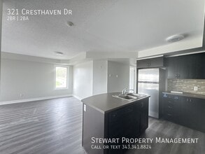 321 Cresthaven Dr in Ottawa, ON - Building Photo - Building Photo