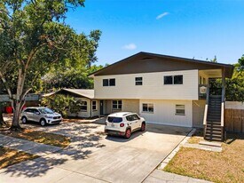 5136 68th St N in St. Petersburg, FL - Building Photo
